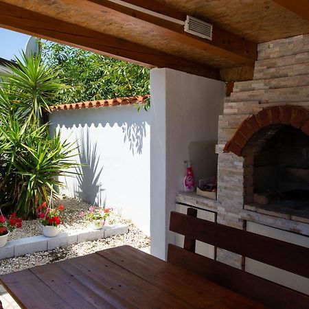 Holiday Home Petrovic メドゥリン エクステリア 写真